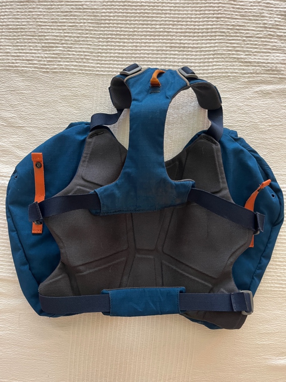 Ruffwear Dog Day Pack - Small - Picture 3 of 4